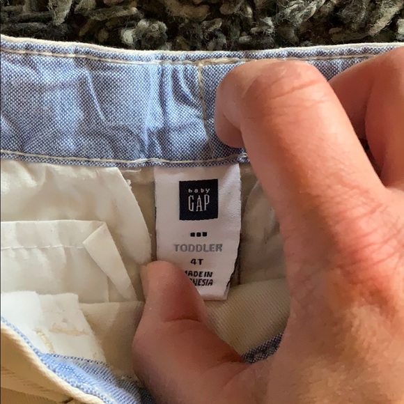 Gap, NWOT. Khakis, perfect for spring pictures - Picture 3 of 6